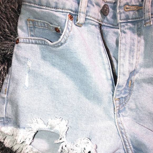 H&M Divided Light Denim High Waisted Jean Shorts - Picture 7 of 8